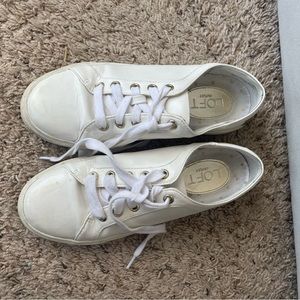 Loft outlet tennis shoe